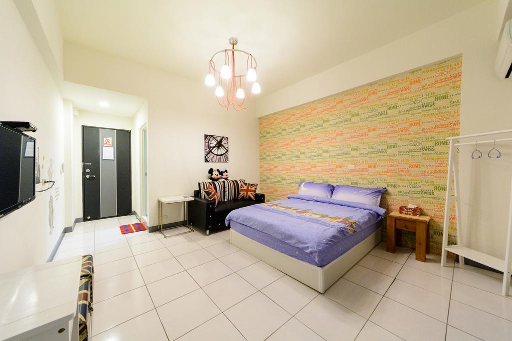 Hotel Play House Tainan Exterior foto